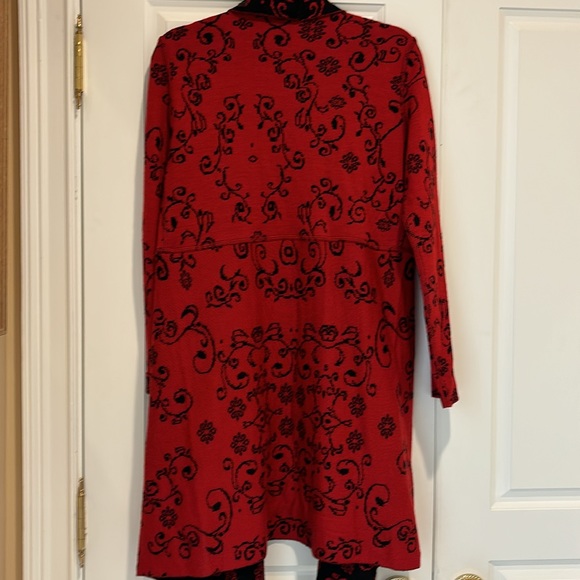 Woman’s Tey-Art sweater - Picture 6 of 7